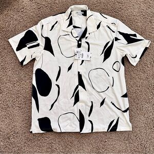 Zara Abstract Print Cream/Black Men’s Button shirt size XL